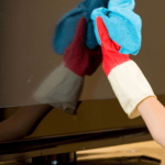 Screen Cleaning TV