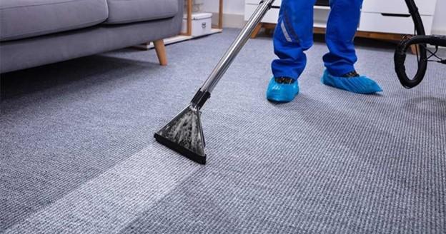 Comparing office cleaning providers